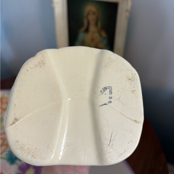 Vintage Mid Century Virgin Mary Ceramic Statue ~ Vase ~ Planter Blue & Gold - Picture 4 of 4